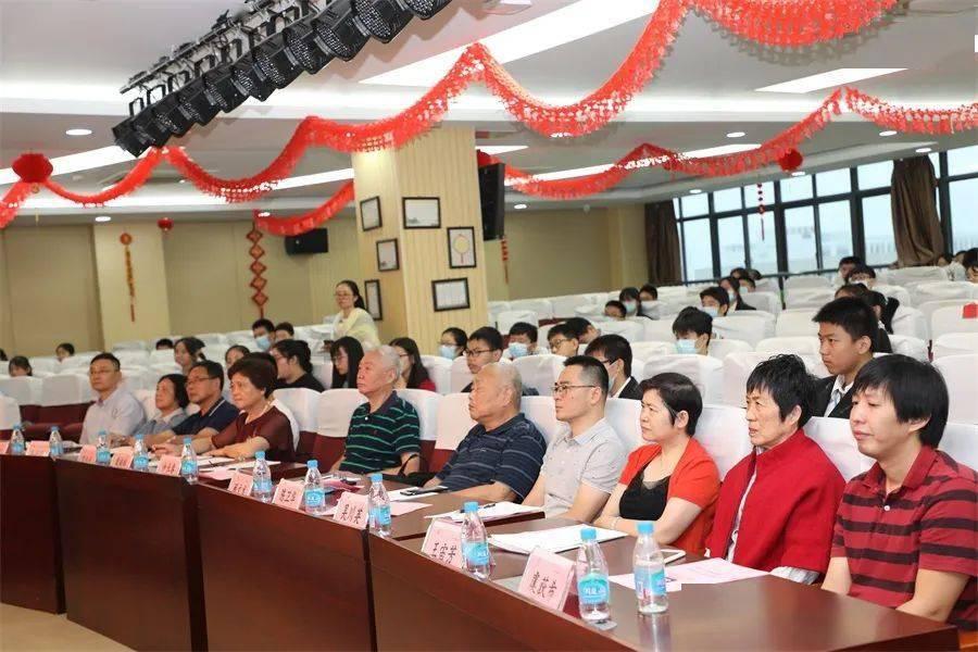 《大江大河》与《繁花》的区别在哪里？